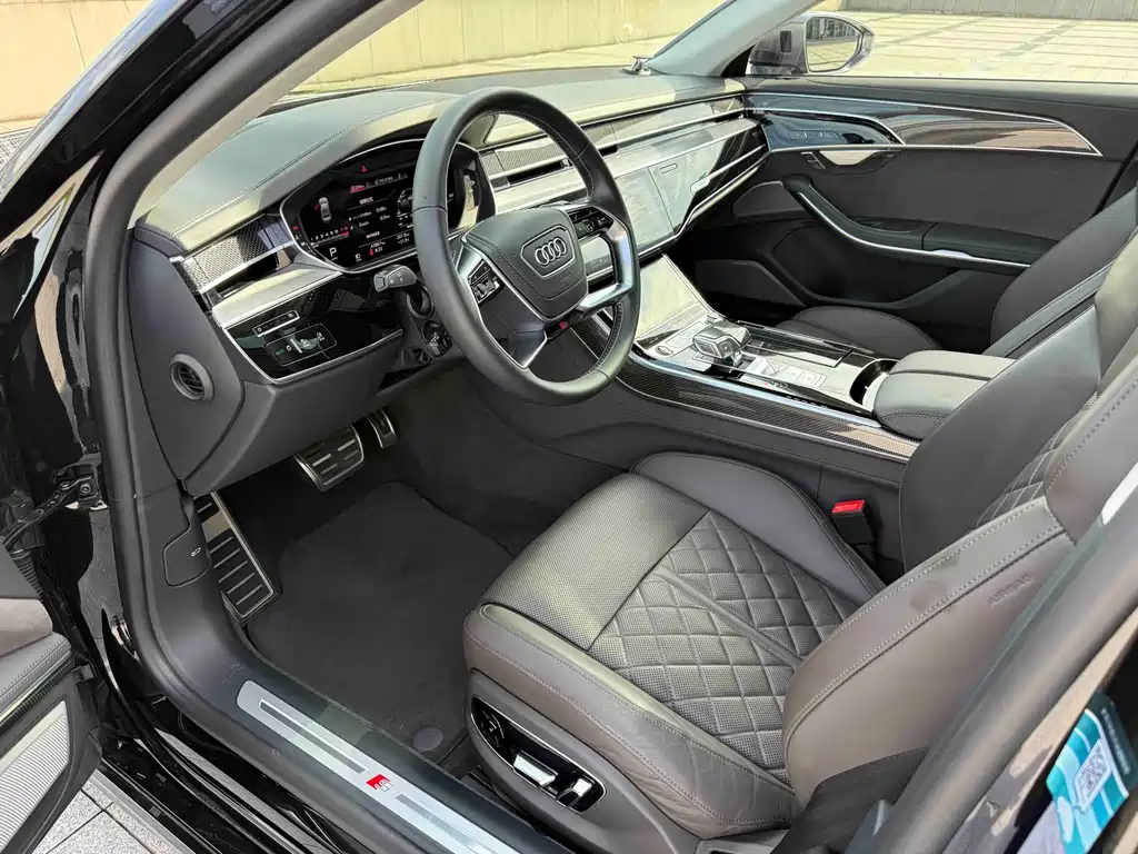 Audi S8 2021款 S8L 4.0TFSI quattro купить на сайте DeffCars