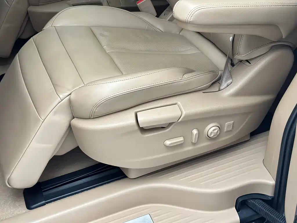 Buick GL8 2017 ES 28T flagship model National V купить на сайте DeffCars