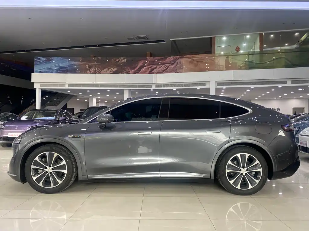 Zhijie R7 2025 extended range 251km Max купить на сайте DeffCars