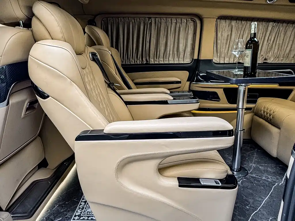 Vito 2023 2.0T Business Edition 7 seats купить на сайте DeffCars