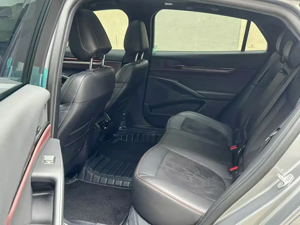 Mondeo 2022 facelift EcoBoost 245 luxury model купить на сайте DeffCars