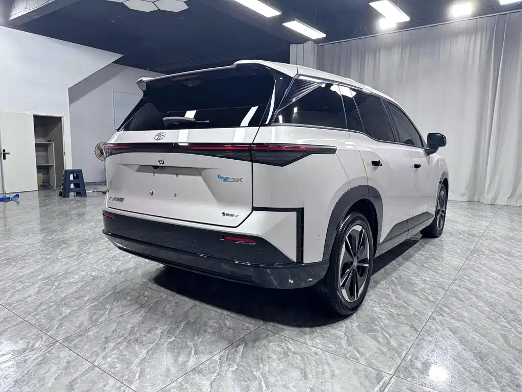 Platinum 3X 2025 520 Pro+ lidar version купить на сайте DeffCars