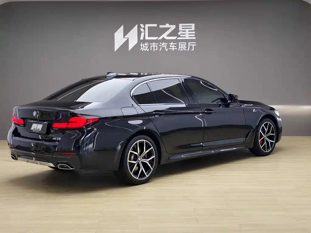 BMW 5 Series 2023 530Li Exclusive M Sports Package купить на сайте DeffCars