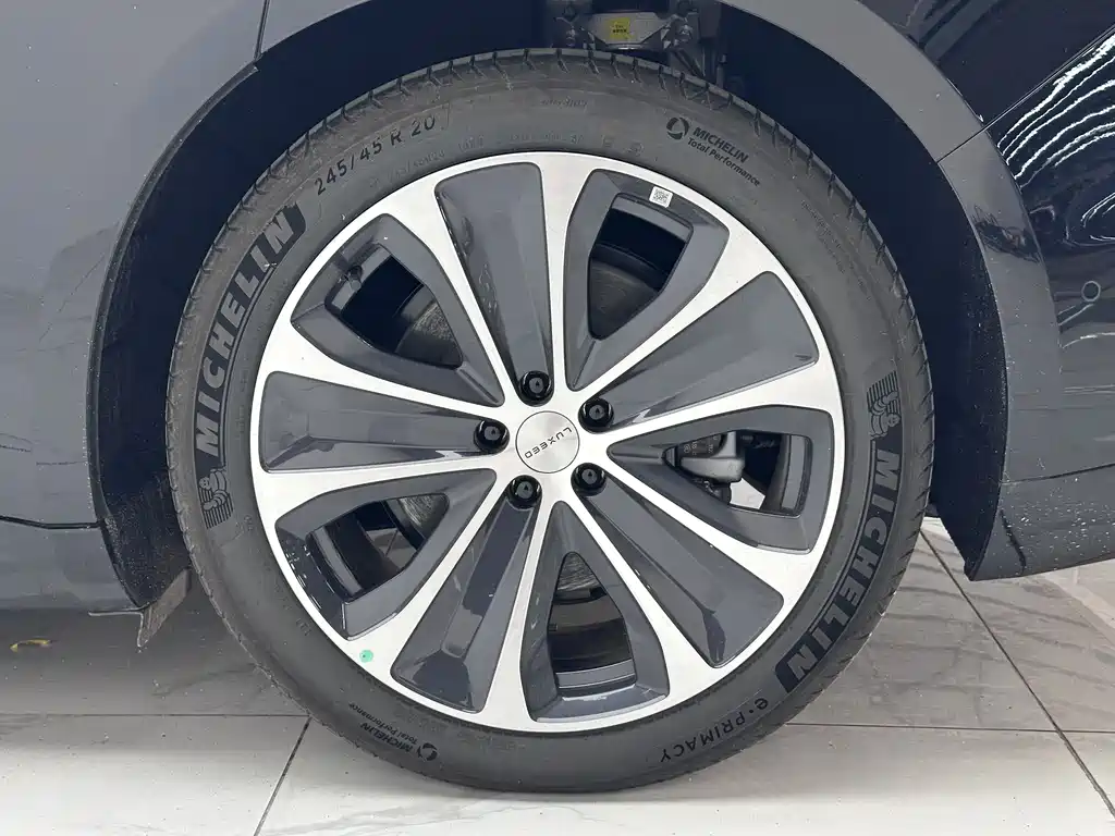 Zhijie S7 2024 Pro купить на сайте DeffCars