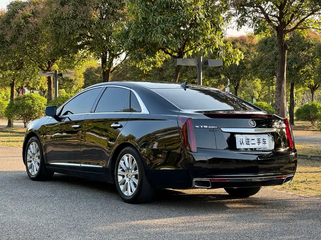 Cadillac XTS 2013 28T Comfort Model купить на сайте DeffCars