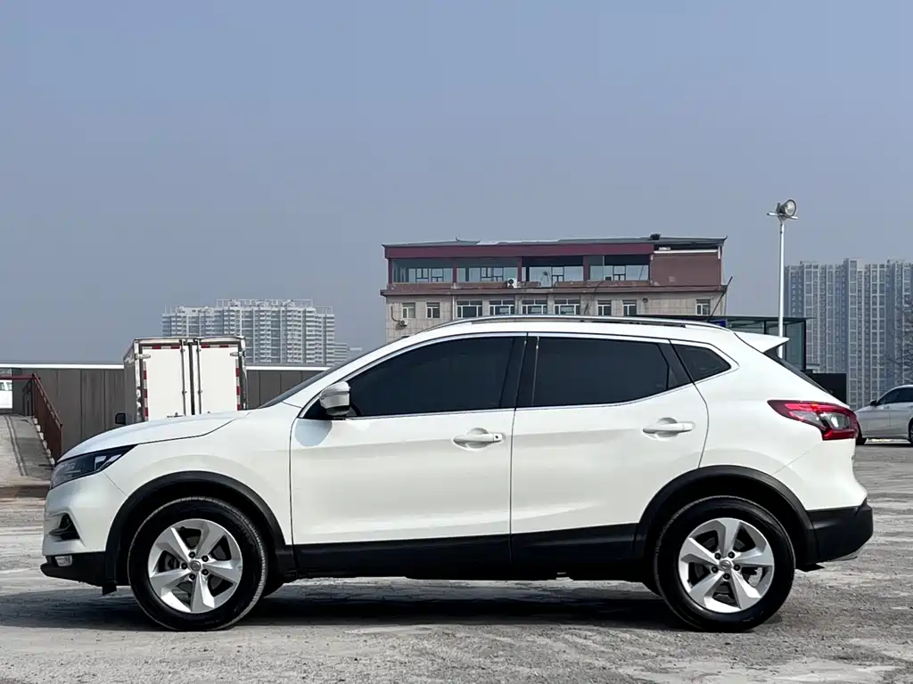 Qashqai 2019 2.0L CVT Smart Edition купить на сайте DeffCars