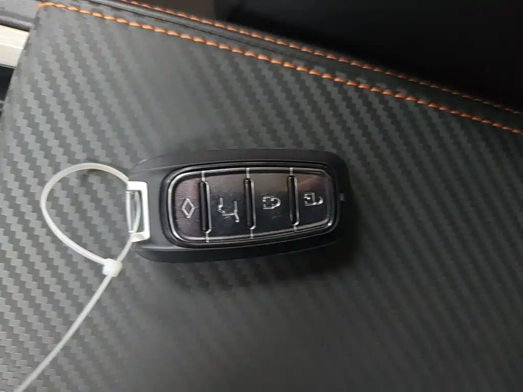 Yixuan 2023 Mach Edition 1.5L Automatic Wind Chasing Edition купить на сайте DeffCars