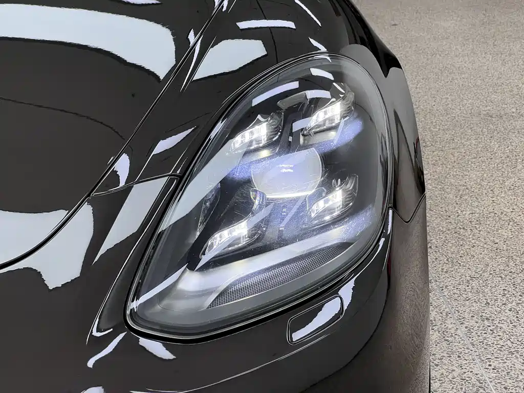 Panamera 2019 Panamera Executive Extended Edition 2.9T купить на сайте DeffCars