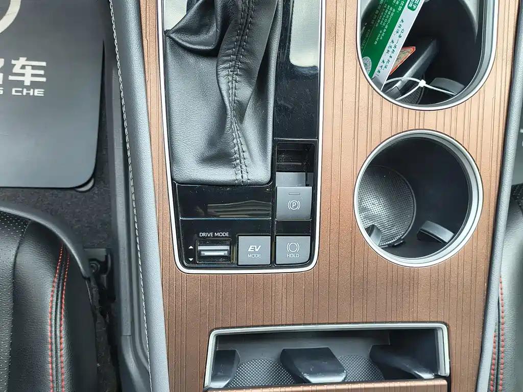 SIENNA 2024 2.5L Hybrid Comfort Edition купить на сайте DeffCars
