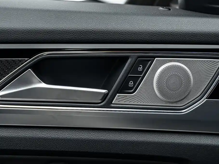 Touron 2019 Touron X 380TSI four-wheel drive luxury version купить на сайте DeffCars