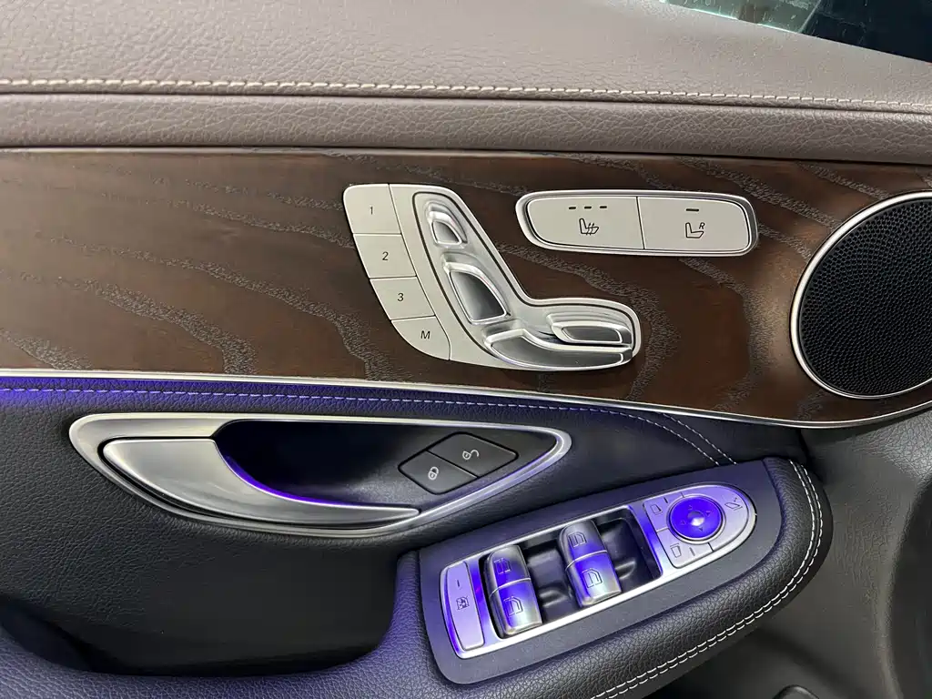 Mercedes-Benz GLC 2020 GLC 300 L 4MATIC Dynamic купить на сайте DeffCars