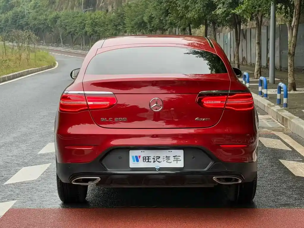 Mercedes-Benz GLC Coupe 2018 GLC 200 4MATIC Coupe SUV купить на сайте DeffCars