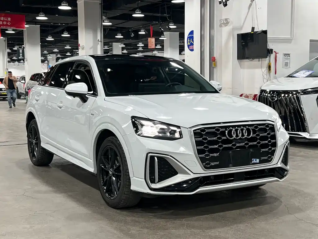 Audi Q2L 2022 35 TFSI fashionable and dynamic купить на сайте DeffCars