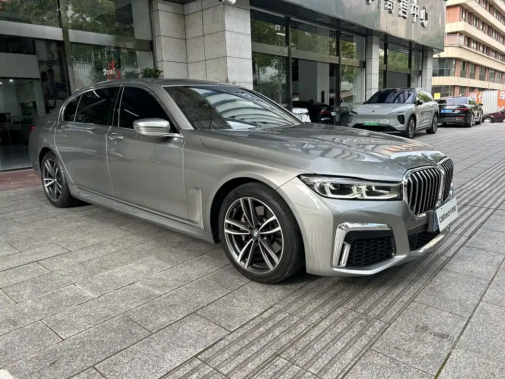 BMW 7 Series 2021款 730Li M运动套装 купить на сайте DeffCars