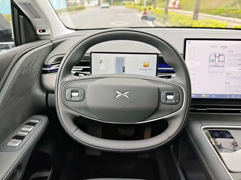 Xpeng G6 2025 model 625 long battery life Max flagship version купить на сайте DeffCars