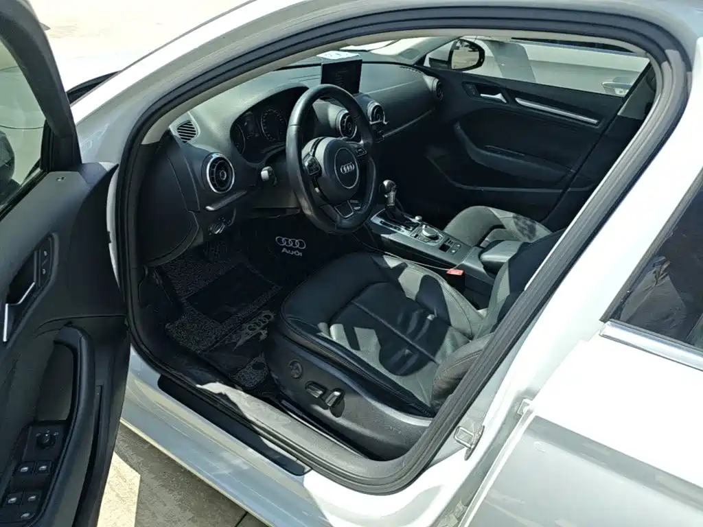 Audi A3 2014 Limousine 35 TFSI automatic comfort type купить на сайте DeffCars