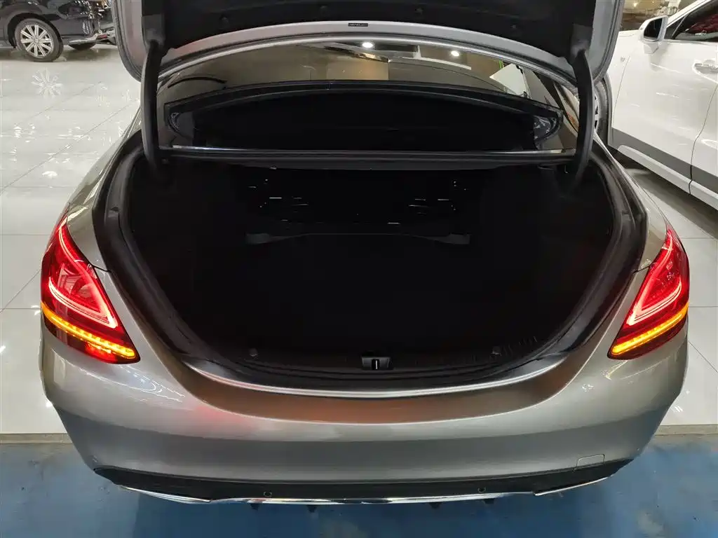 Mercedes-Benz C-Class 2019 C 260 L Sports Edition купить на сайте DeffCars