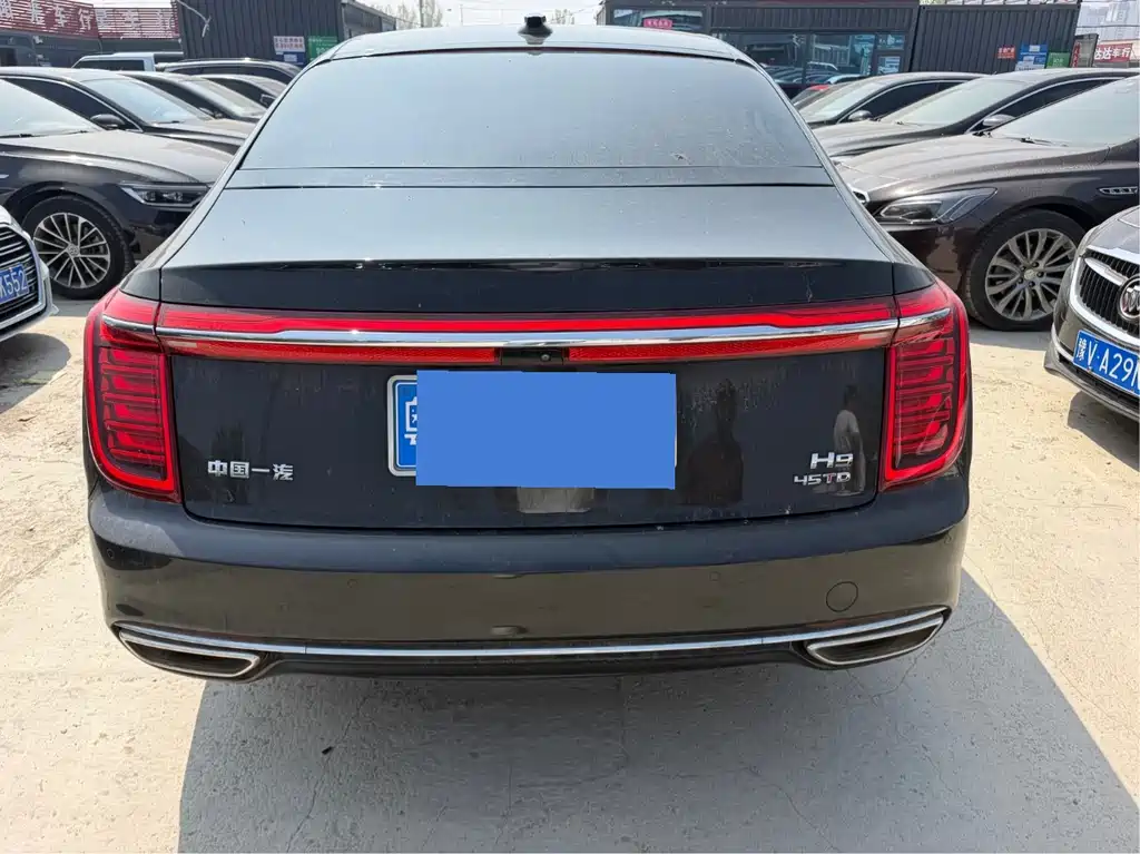 Hongqi H9 2020 2.0T Zhilian Qichang Edition купить на сайте DeffCars
