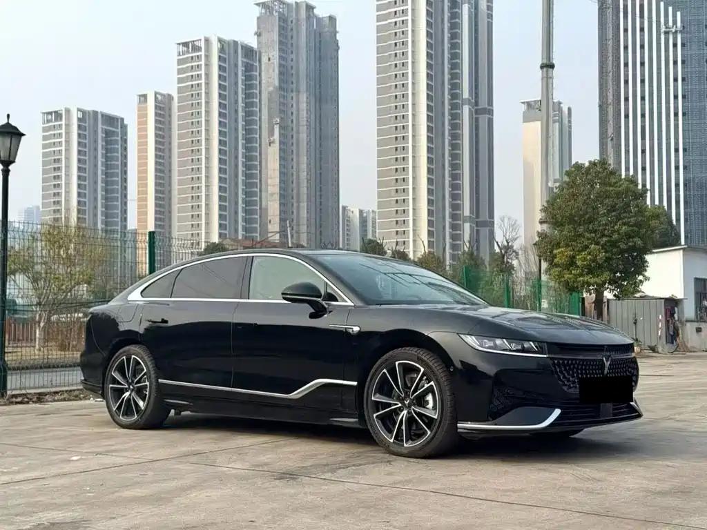 Lantu Chasing Light 2024 PHEV four-wheel drive ultra-long range flagship version купить на сайте DeffCars