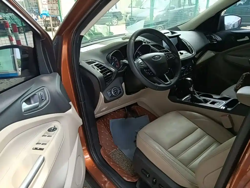 Escape 2017 EcoBoost 180 four-wheel drive luxury wing купить на сайте DeffCars