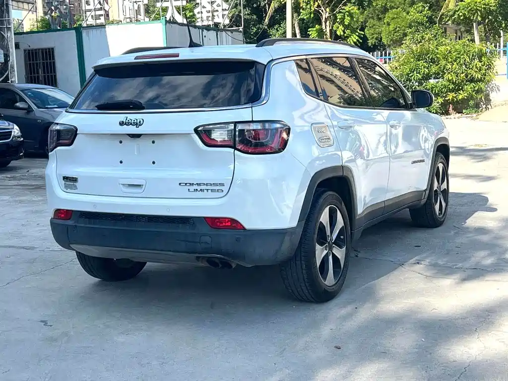 Compass 2017 200T Automatic Premium Edition купить на сайте DeffCars