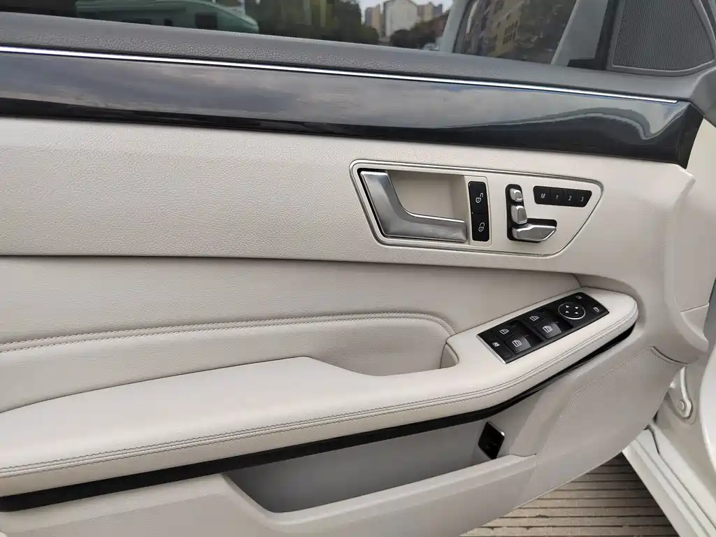 Mercedes-Benz E-Class 2014 E 260 L Sports купить на сайте DeffCars