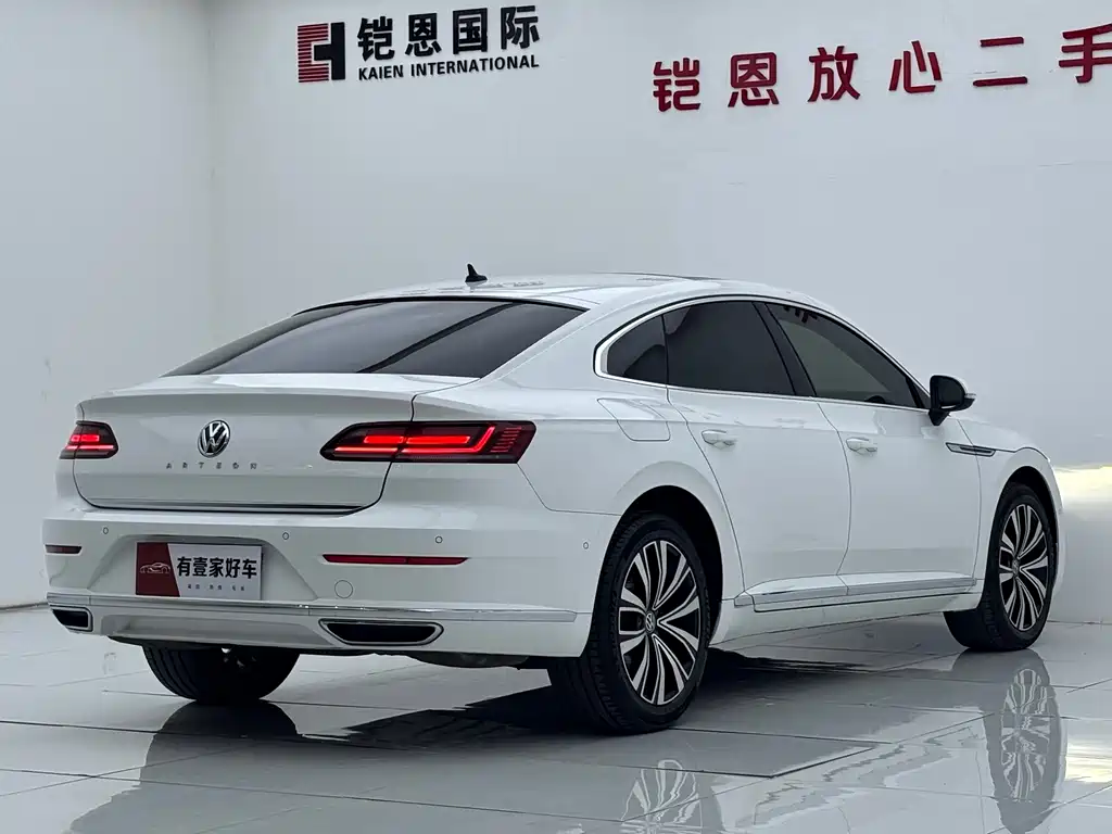 FAW-Volkswagen CC 2020 330TSI Charming Edition National VI купить на сайте DeffCars