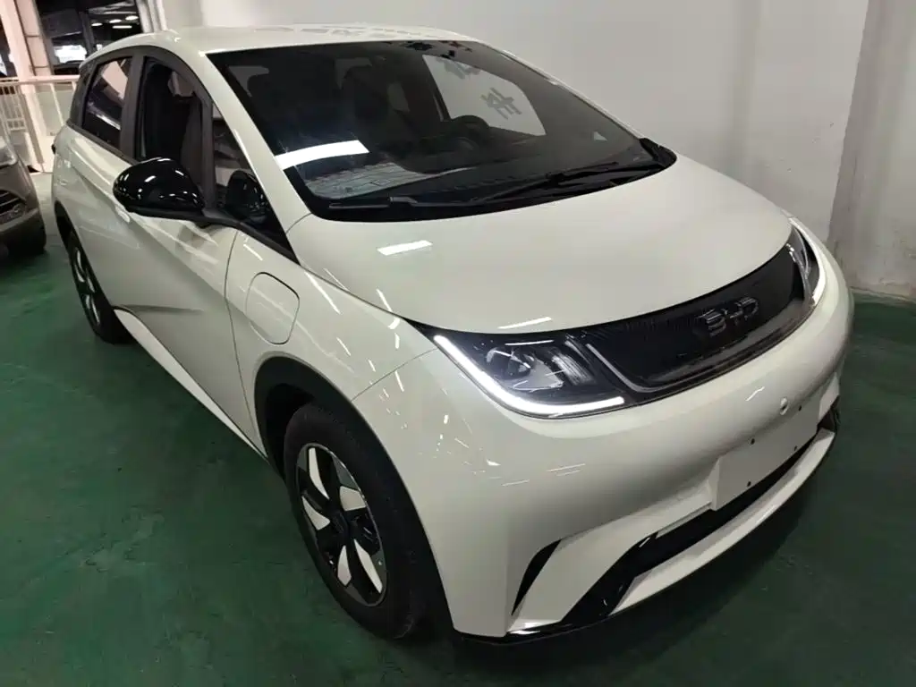 Dolphin 2024 Honor Edition 420km Free Edition купить на сайте DeffCars