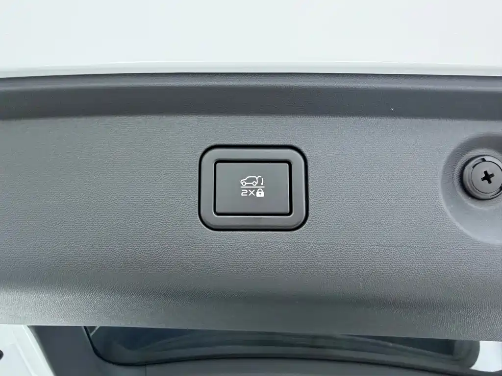 Changan CS75PLUS 2025 fourth generation UItra 2.0T New Blue Whale Qingfeng type купить на сайте DeffCars