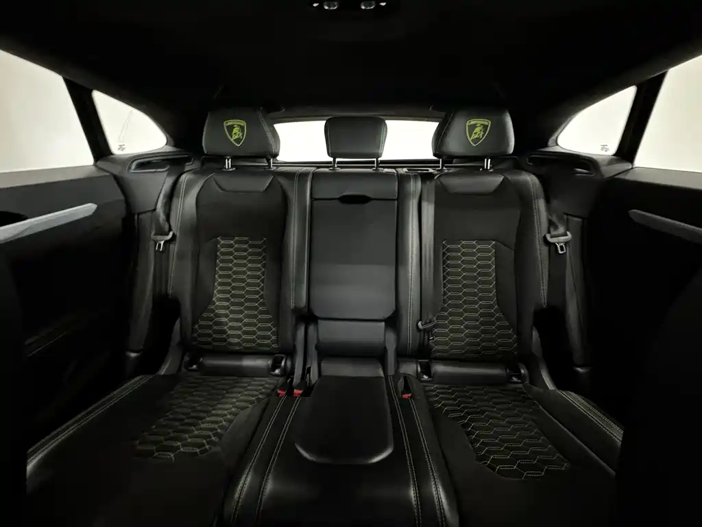 Urus 2021 4.0T V8 купить на сайте DeffCars