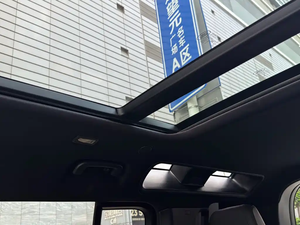 Land Rover Defender 2021 110 P400 X-DYNAMIC HSE купить на сайте DeffCars
