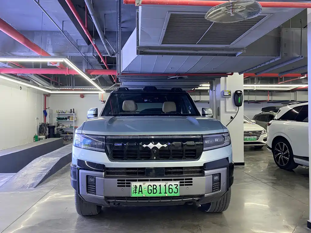 Leopard 8 2025 Zhiyong flagship version 7 seats купить на сайте DeffCars