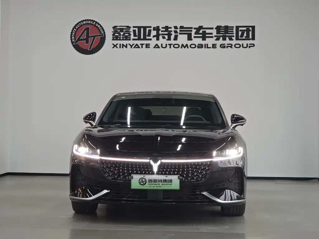 Lantu Chasing Light 2024 PHEV four-wheel drive ultra-long range flagship version купить на сайте DeffCars
