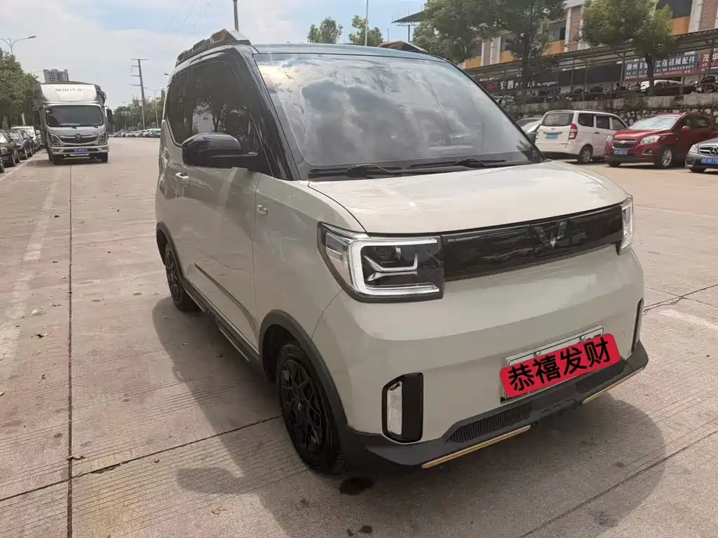 Hongguang MINIEV 2022 GAMEBOY 200km gaming model lithium iron phosphate купить на сайте DeffCars