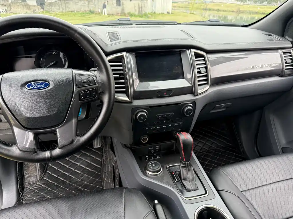Everest 2017 2.0T gasoline automatic four-wheel drive flagship version 7 seats купить на сайте DeffCars