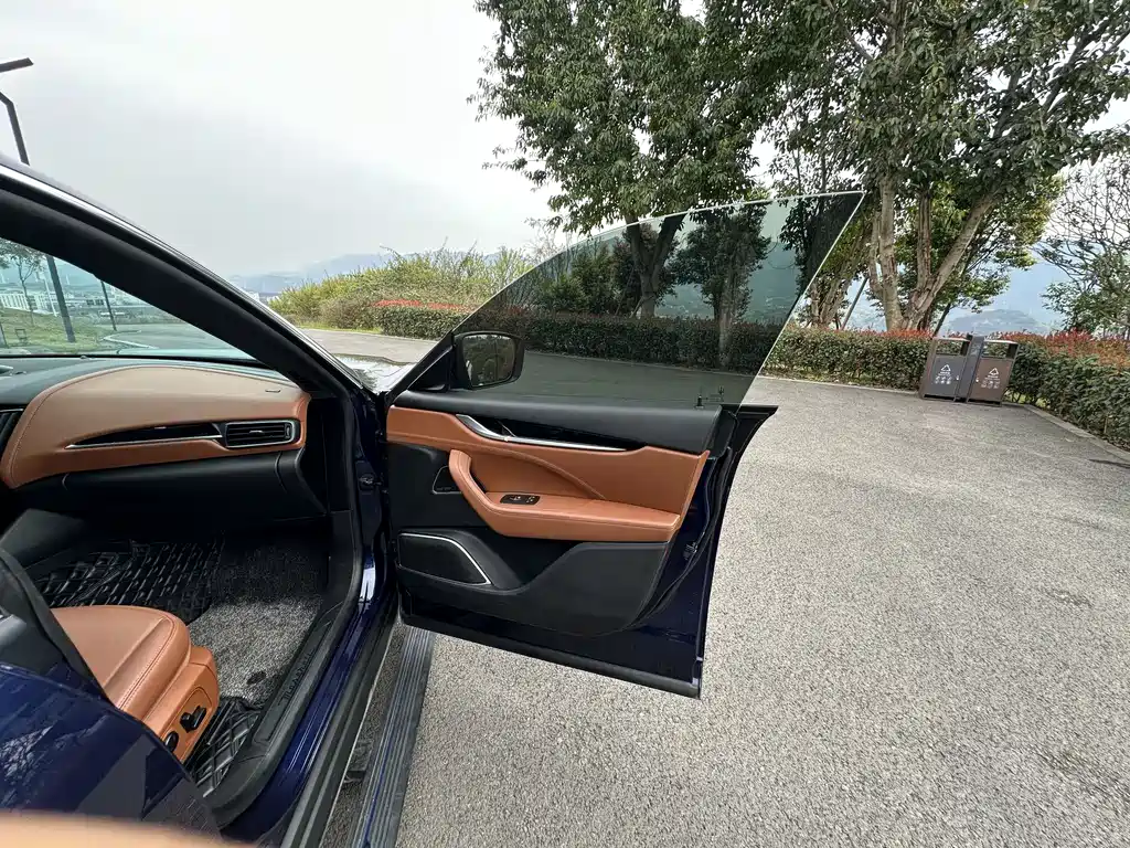 Levante 2016 3.0T standard model купить на сайте DeffCars