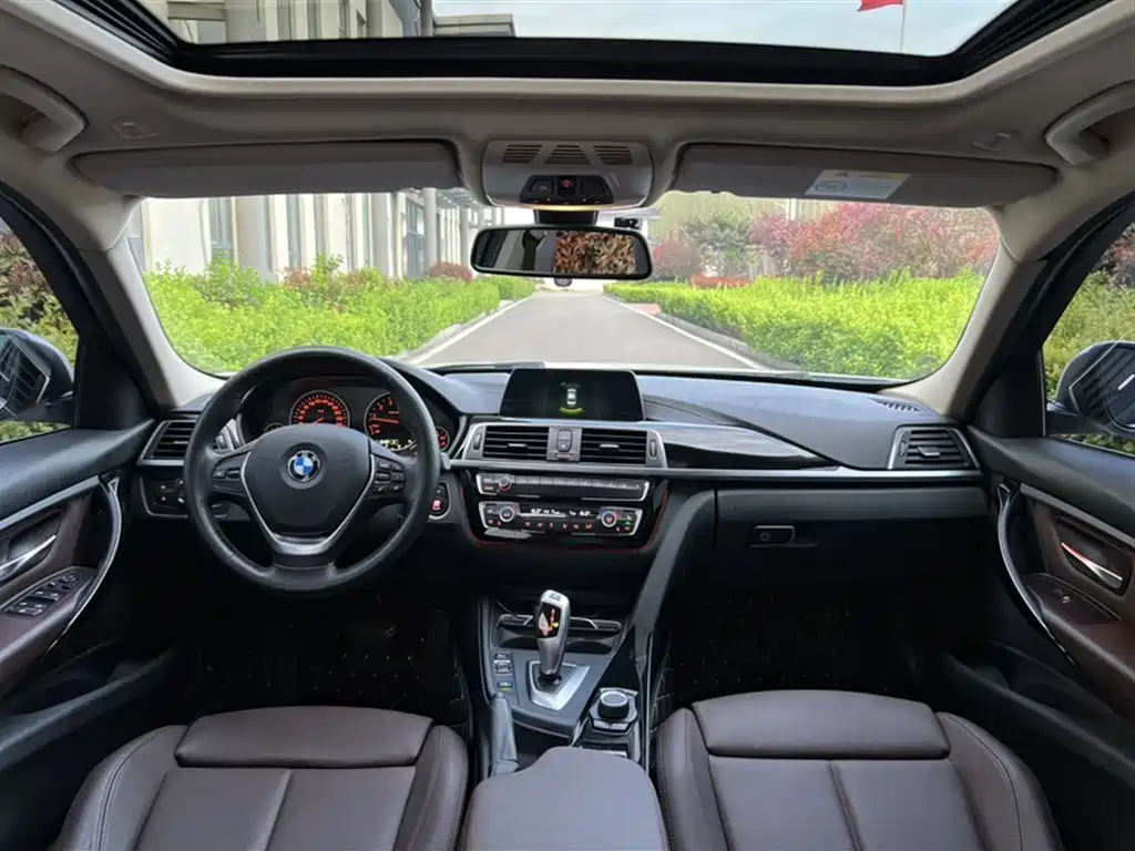 BMW 3 Series 2018 320Li Fashion Model купить на сайте DeffCars