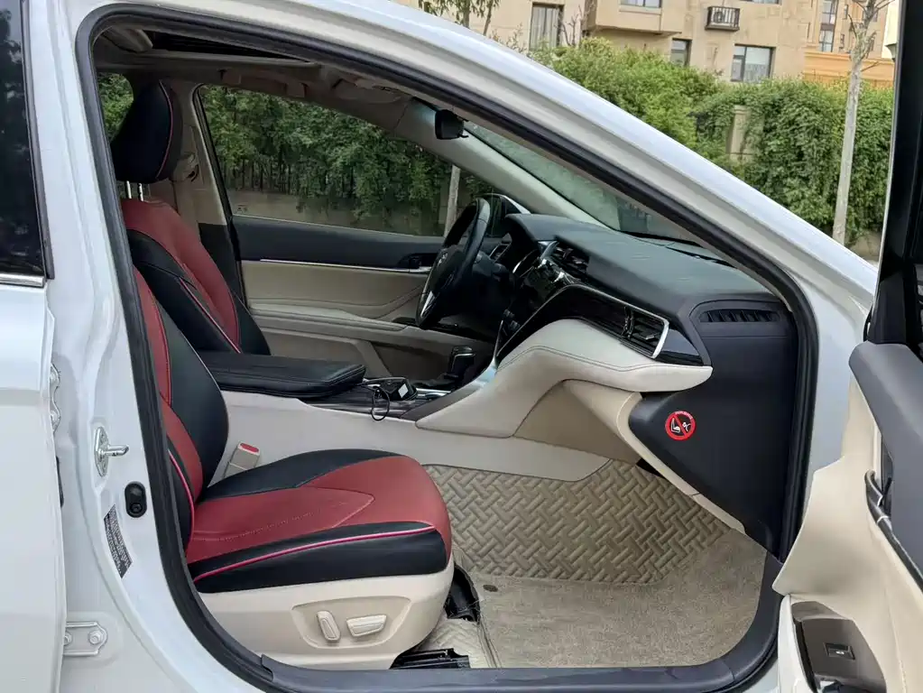 Camry 2019 2.0G Deluxe Edition National V купить на сайте DeffCars