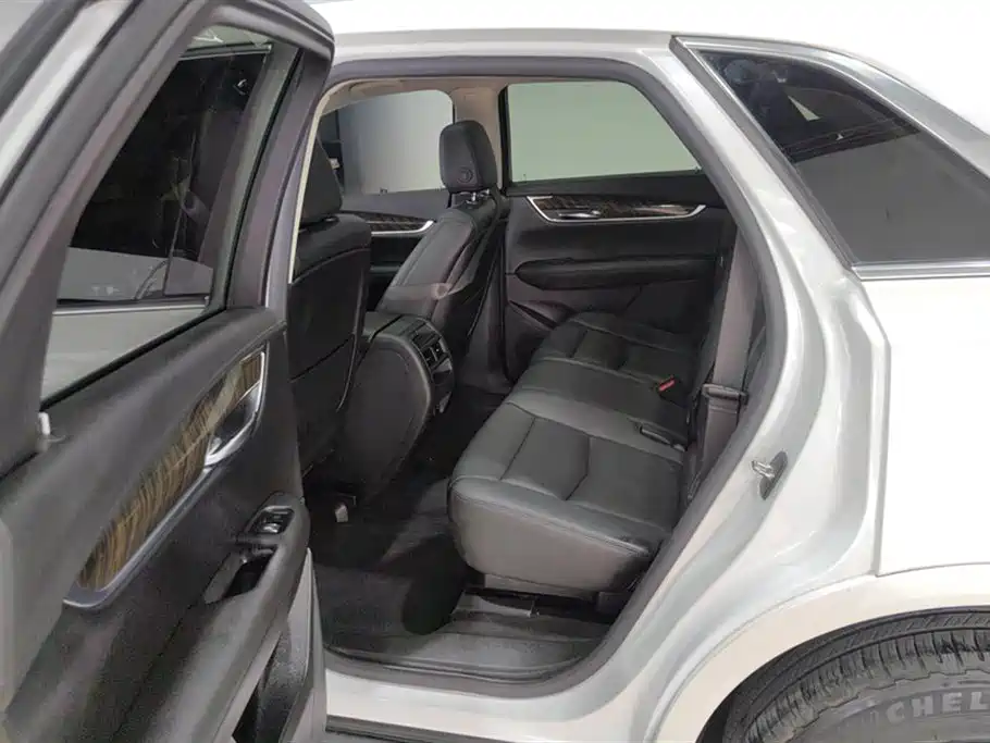Cadillac XT5 2018 25T luxury model купить на сайте DeffCars