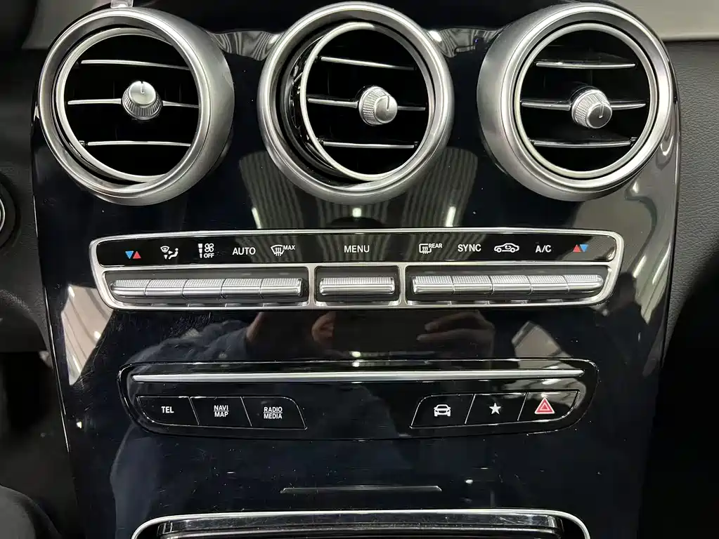 Mercedes-Benz GLC 2022 facelift three GLC 260 L 4MATIC dynamic type купить на сайте DeffCars