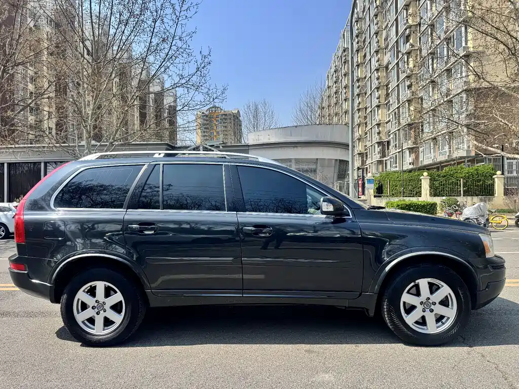 Volvo XC90 2012 2.5T Nordic Luxury Edition купить на сайте DeffCars