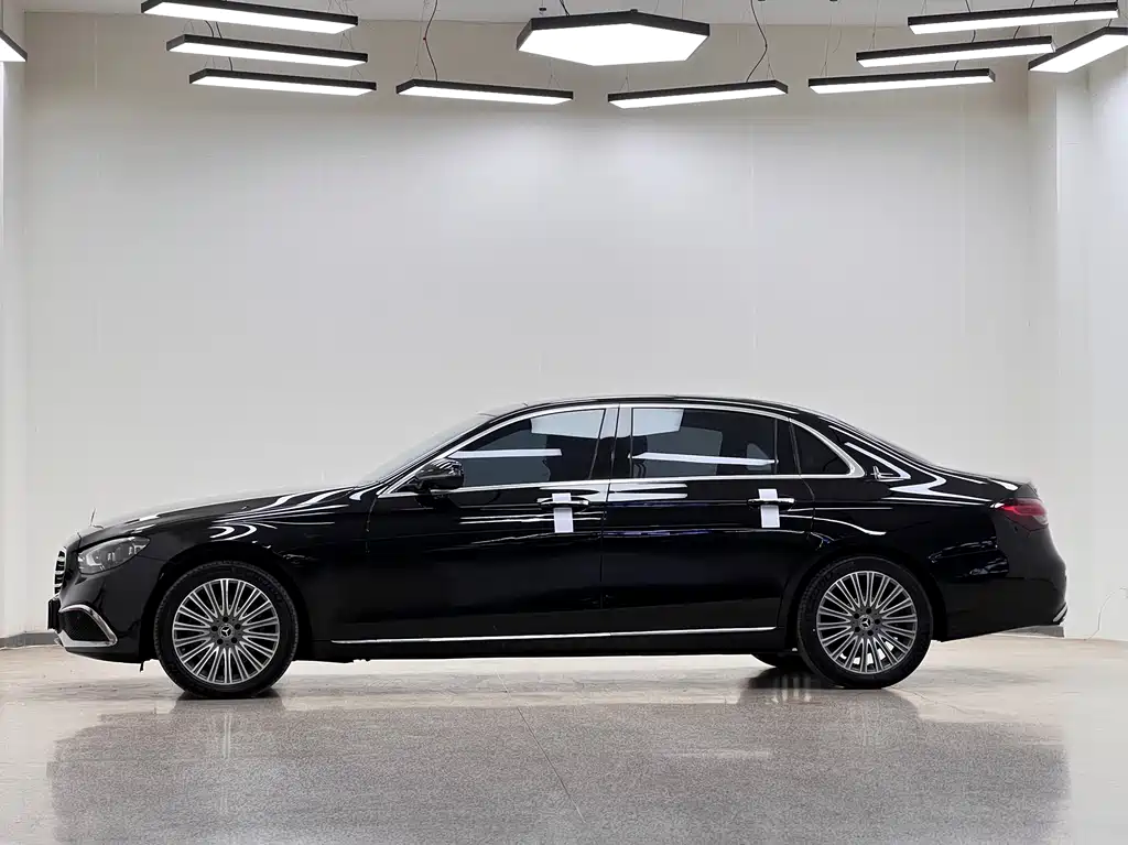 Mercedes-Benz E-Class 2021 E 300 L Premium Model купить на сайте DeffCars