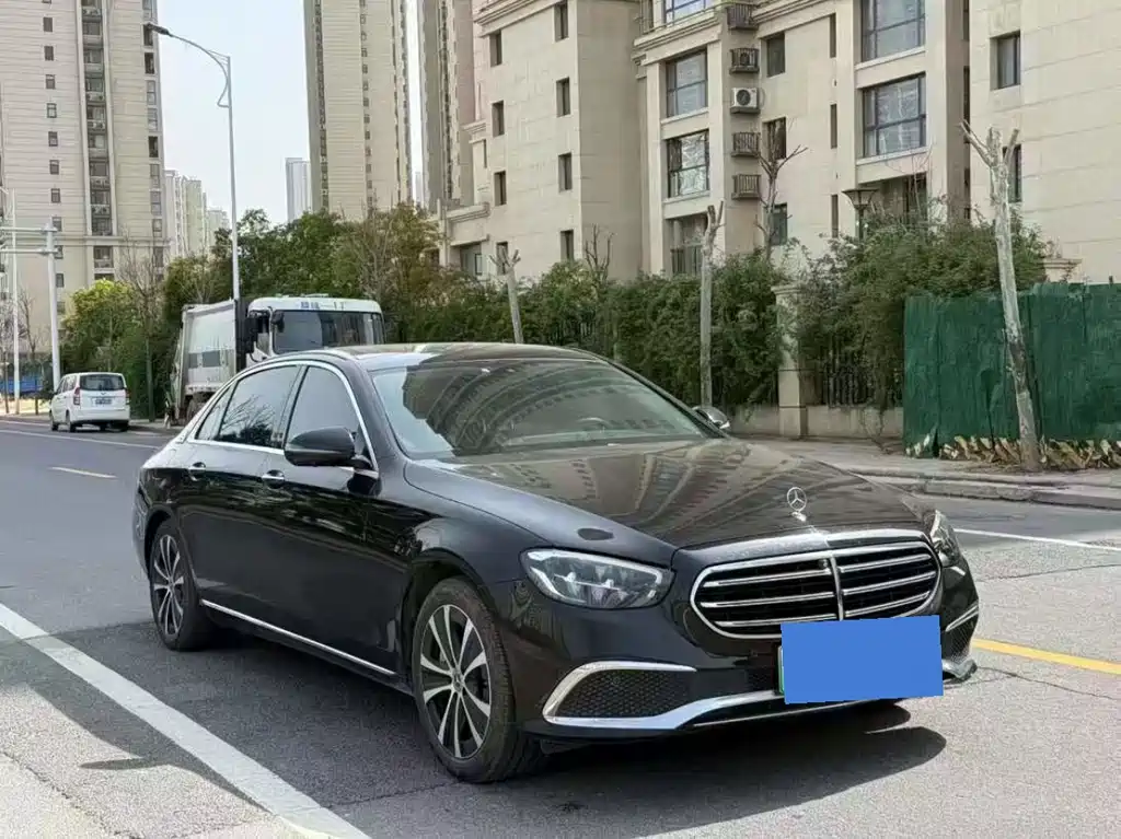 Mercedes-Benz E-Class New Energy 2022 E 350 e L plug-in hybrid sports sedan купить на сайте DeffCars