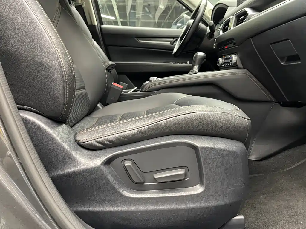 Mazda CX-5 2021 2.5L automatic four-wheel drive Black Knight купить на сайте DeffCars