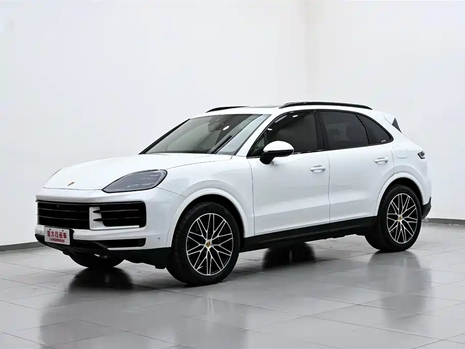 Cayenne New Energy 2024 Cayenne E-Hybrid 2.0T купить на сайте DeffCars