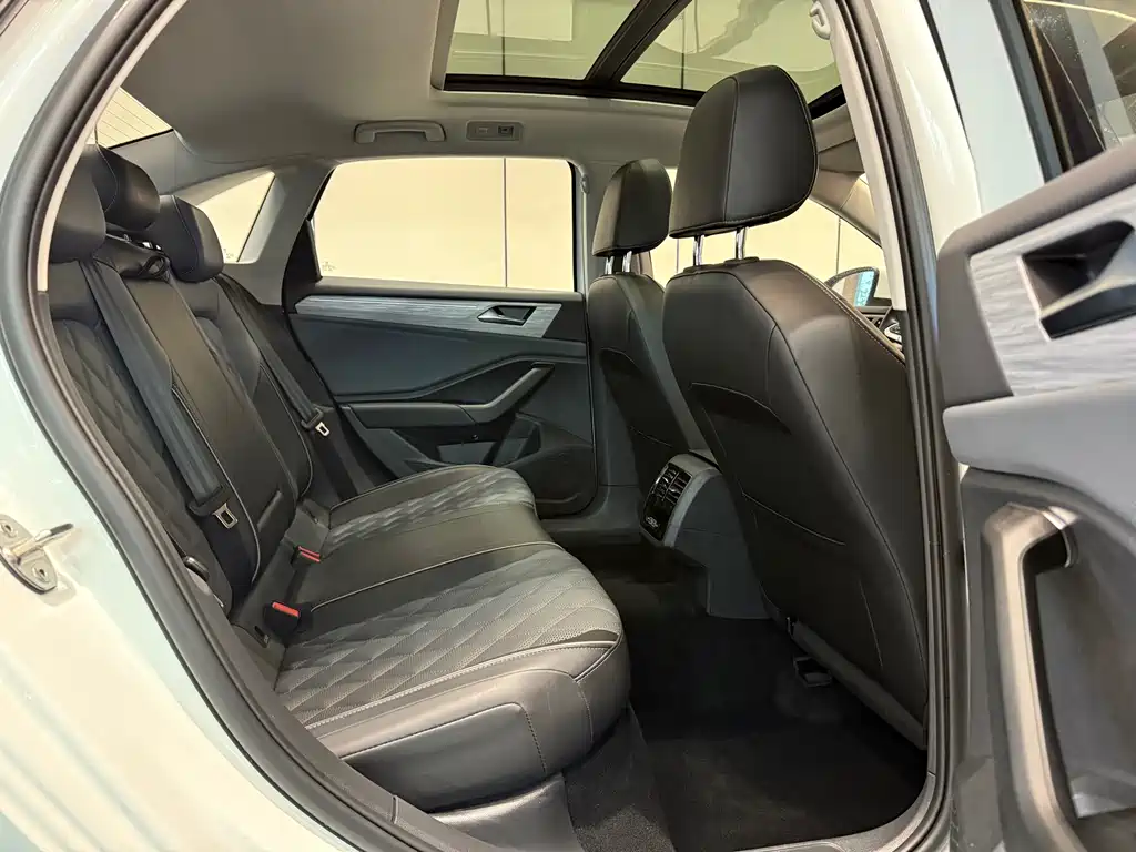 Sagitar 2024 300TSI DSG Super Edition купить на сайте DeffCars