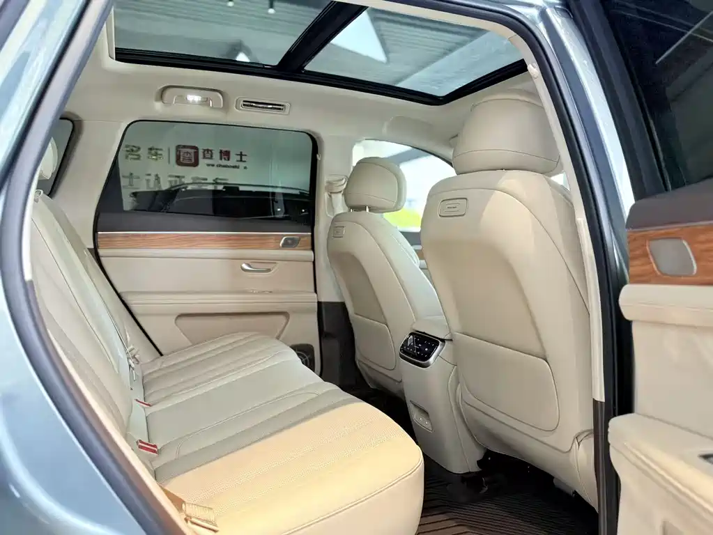 Wenjie M7 2024 1.5T Intelligent Driving Four-wheel Drive Ultra Version 5 Seats купить на сайте DeffCars