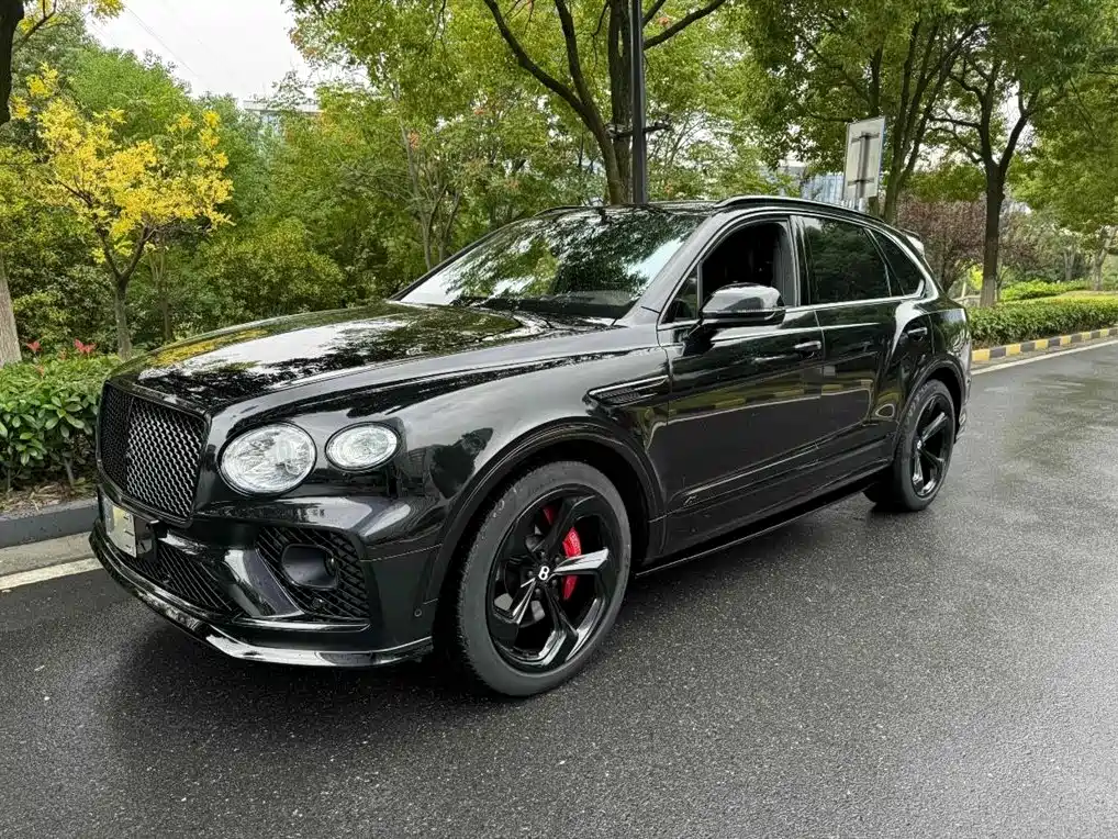 Bentayga 2022 4.0T V8 S купить на сайте DeffCars