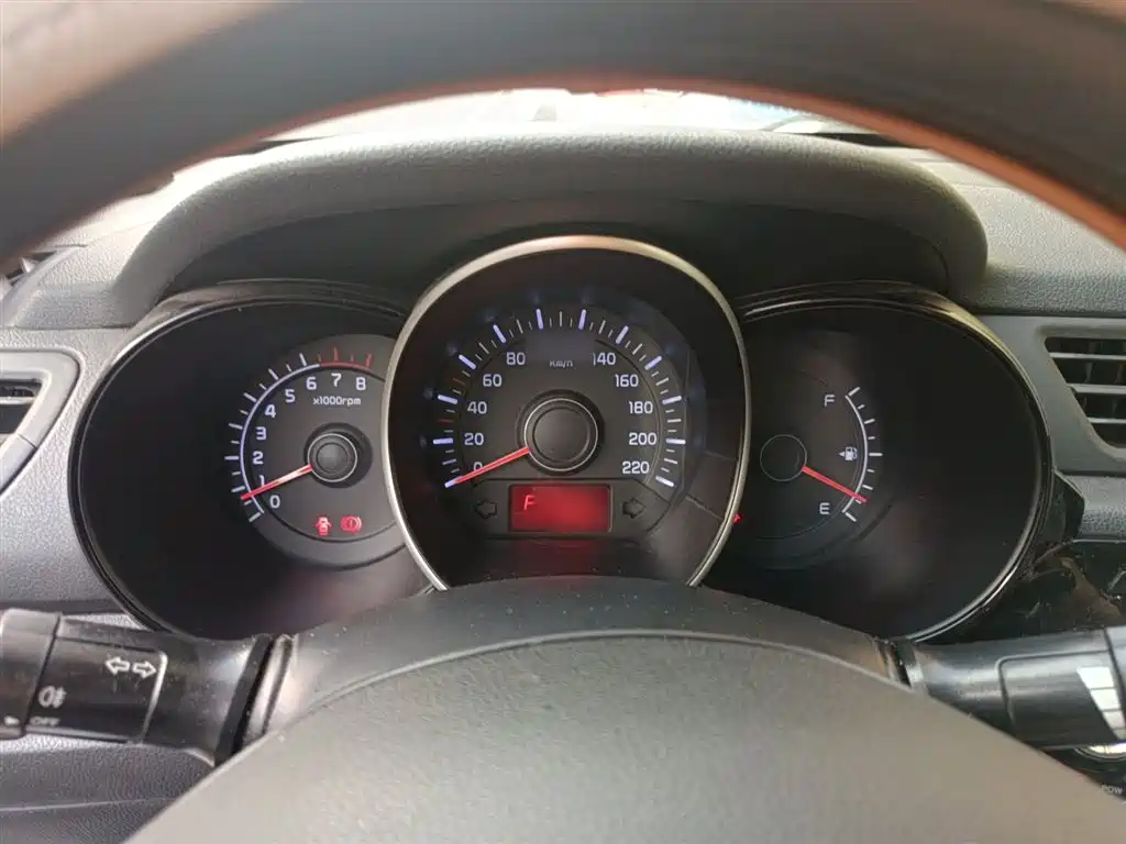 Kia K2 2015 Sedan 1.4L AT GLS купить на сайте DeffCars