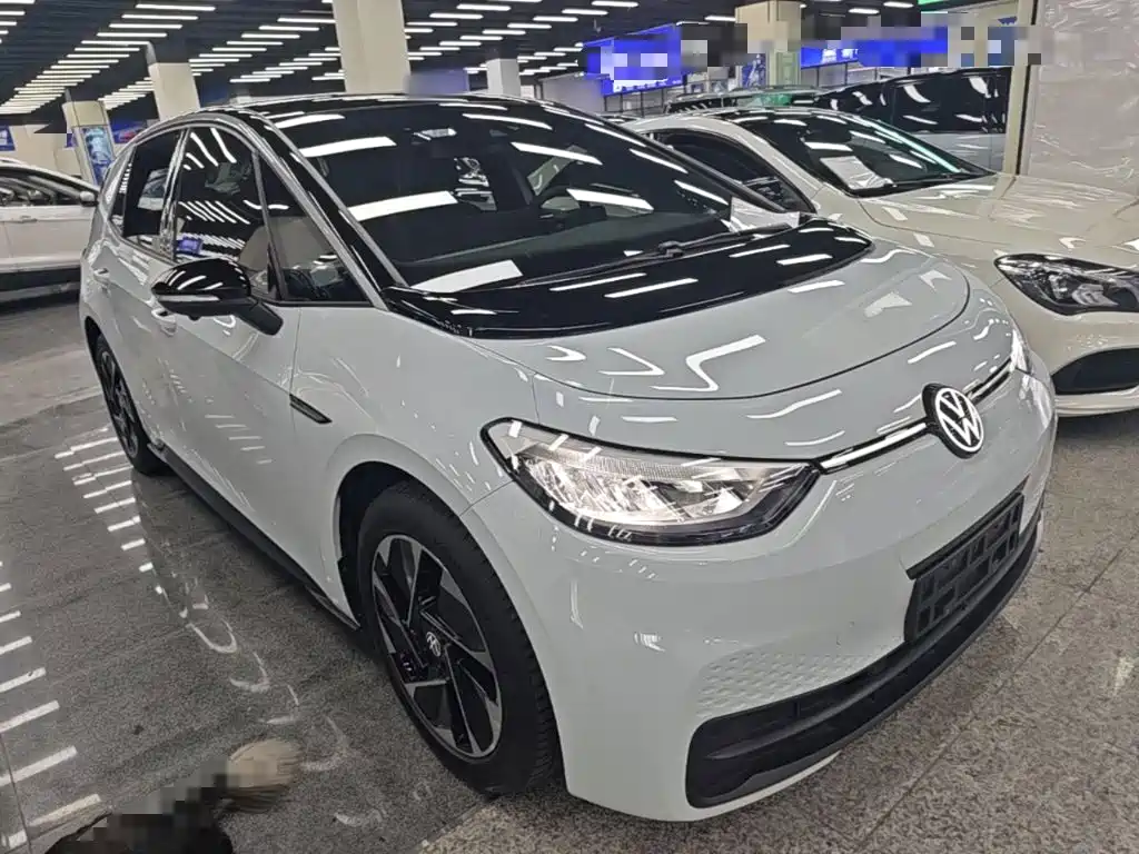 Volkswagen ID.3 2023 upgraded model pure smart version купить на сайте DeffCars